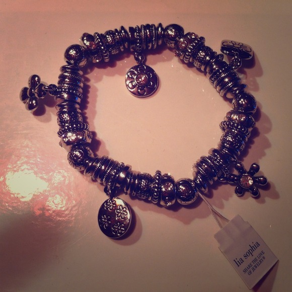 SOLD • BUNDLE • Lia Sophia stretch charm bracelet.