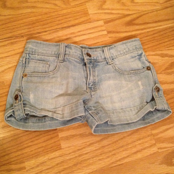 Light wash denim shorts