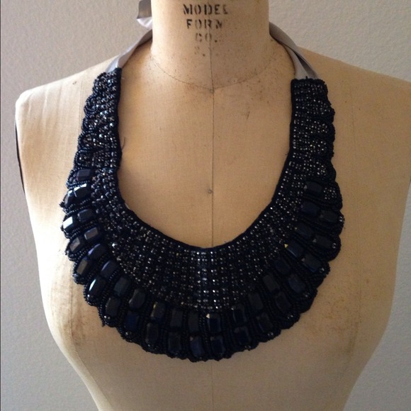 Black Sequined Ribbon Bid Necklace!