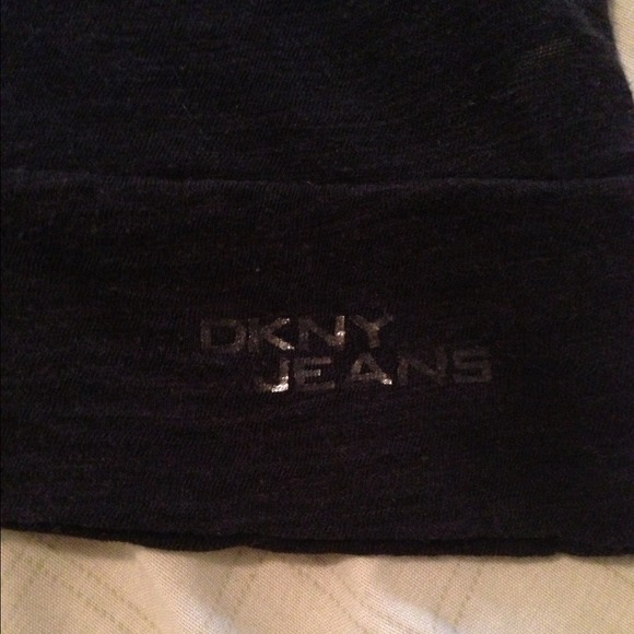 Nice black shirt - Picture 2 of 3