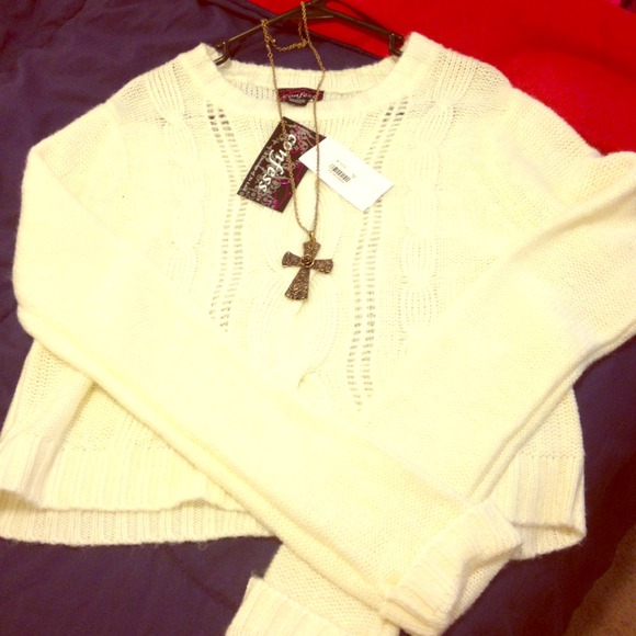 SOLD!!!!Long sleeve Sweater