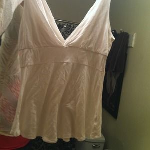 🎀BUNDLE Cream top 🎁free