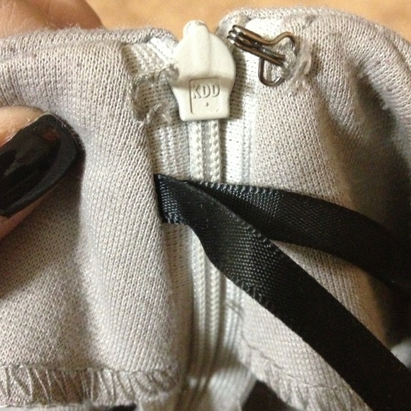 REDUCED Ruffle Skirt - Picture 4 of 4