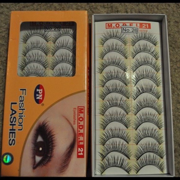 Lashes #26 🔴SOLD OUT🔴
