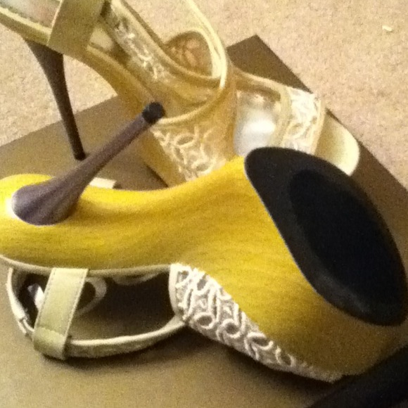 Bebe  Celeste wooden platform heels - Picture 3 of 4