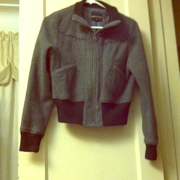 Pretty fleece jacket! On hold!