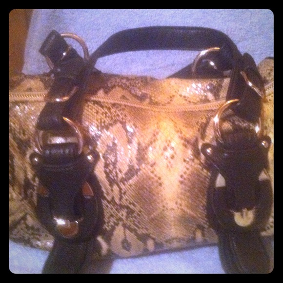 SOLD/Jessica Simpson handbag