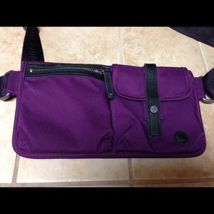 Lululemon fanny pack