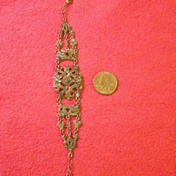 Silver chain bracelet with baby blue rhinestones - Picture 2 of 4