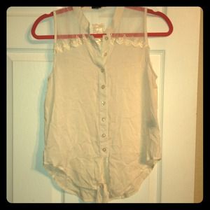 ⛔⛔SOLD in bundle⛔⛔Off White Sheer & Button Up