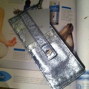 Lodis mint green card pouch