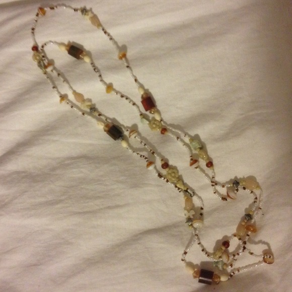 Mixed Beads Necklace - Picture 2 of 2