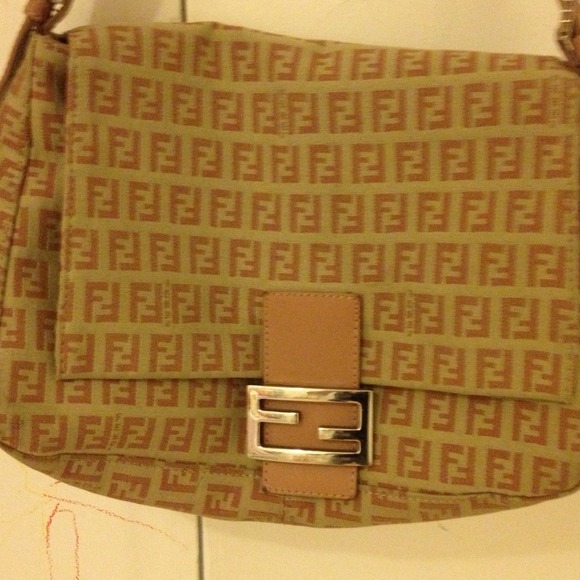 Used Authentic Fendi Shoulder Bag