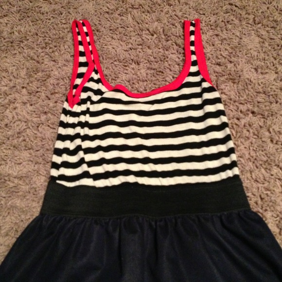 💥✨SOLD💥✨ 👗 - Picture 2 of 2