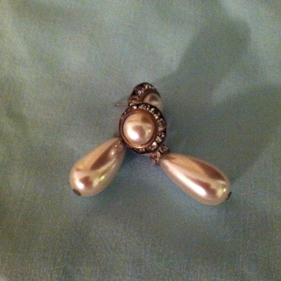 Pearl earrings