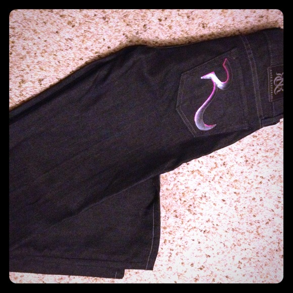 SALE Rock and Republic jeans sz 25. Never worn.