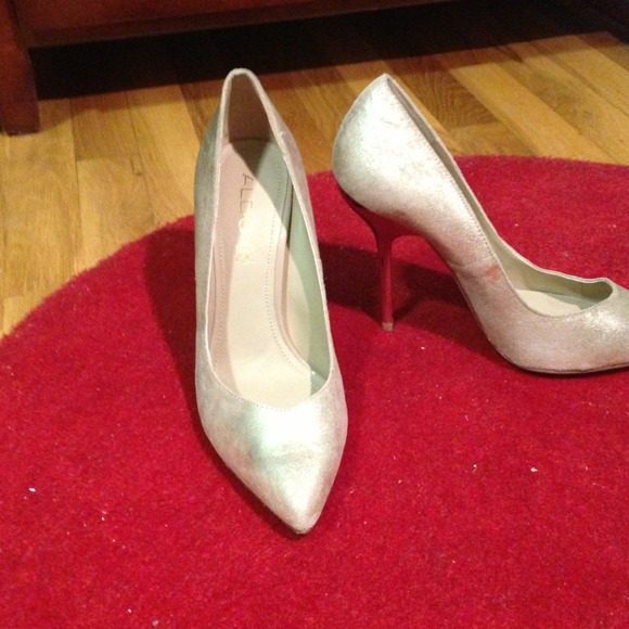 Stilettos - Picture 2 of 3