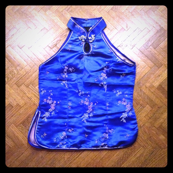 🎈REDUCED!🎈Sexy Blue Asian Inspired Halter Top
