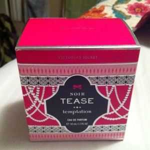 VS Tease Temptation Perfume