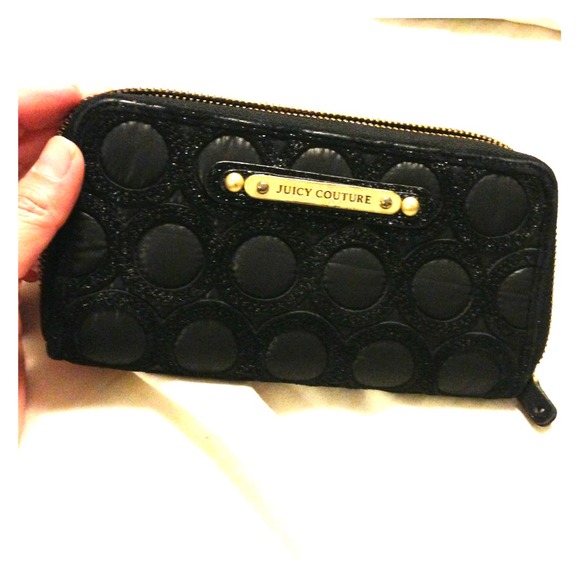 additional pics.. juice couture wallet.