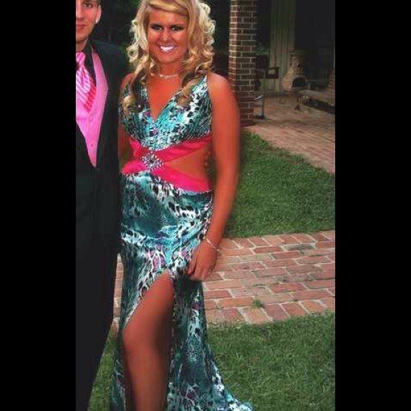 Prom/homecoming dresses! - Picture 4 of 4