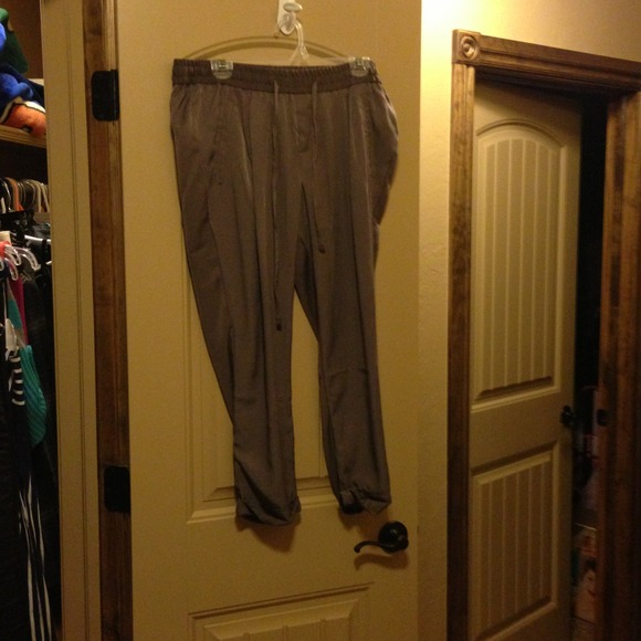 Genie pants. Only worn once!