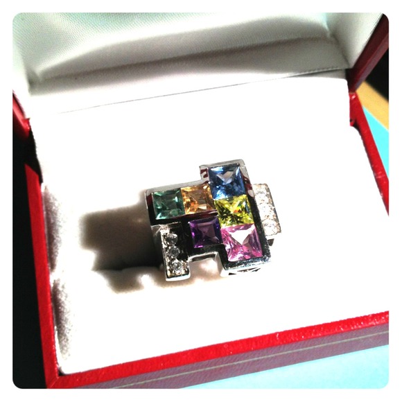 Irregular shape crystal ring