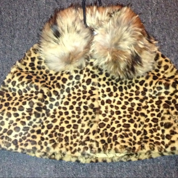 🎉🎉🎉🎉SOLD via ebay!!!! 🎉🎉🎉Fur Stole