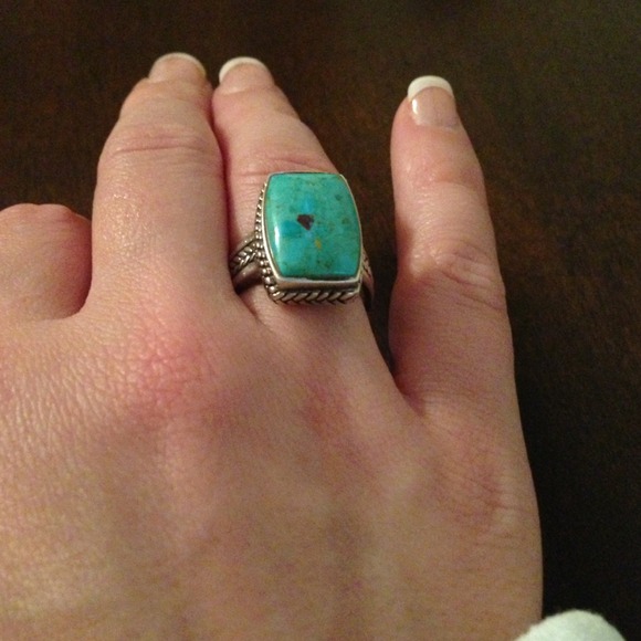 Jewelry - 🎀Traded with @photogirl10🎀 Turquoise sterling💍