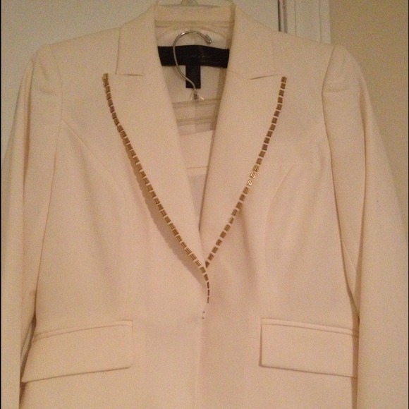 Classy Suit - Picture 3 of 4