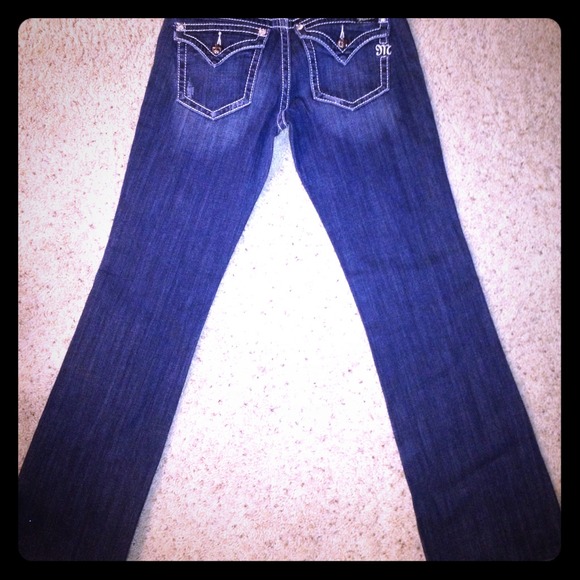 🚫SOLD🚫 Miss Me dark wash jeans