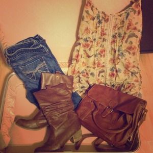 Floral Bird Print Ruffle Tank NWOT