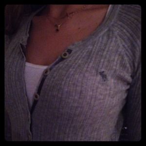 TRADED to @entara *Small grey A&F long sleeve.