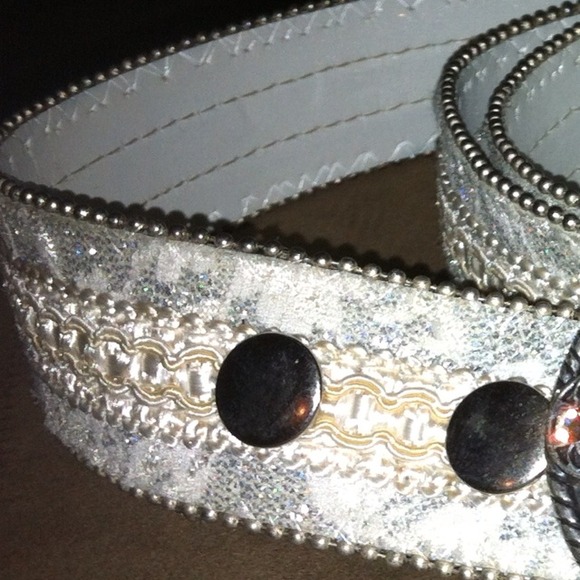 Traded ??Beautiful Belt