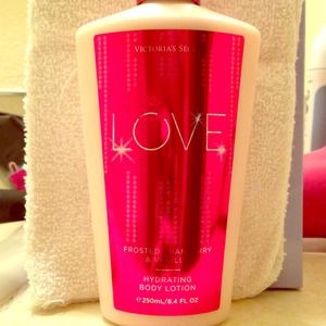 BUNDLE for lrkendricksVictoria's Secret lotion