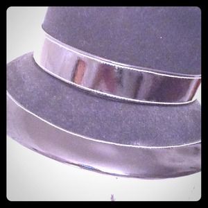HOST pick! 1/20🎩Jet black felt hat & Patton trim
