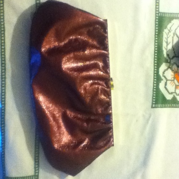 Purse - Picture 1 of 1