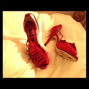 Red Nina New York shoes