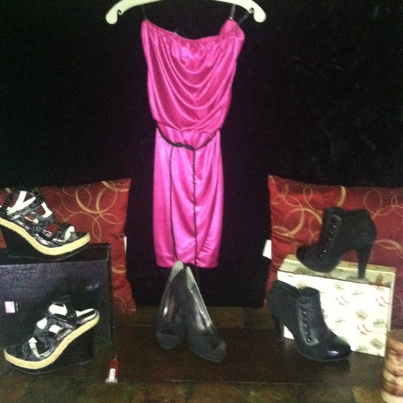Fuchsia mini strapless - Picture 2 of 3