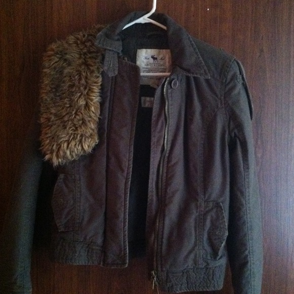 Abercrombie bomber jacket - Picture 1 of 4