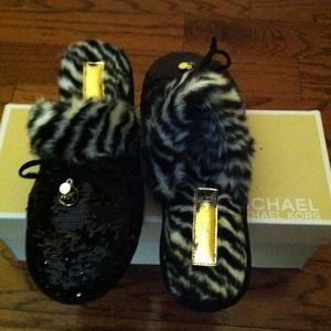 NWT Michael Kors slippers