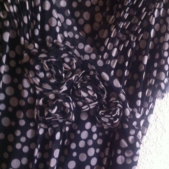 Blouse - Picture 2 of 3