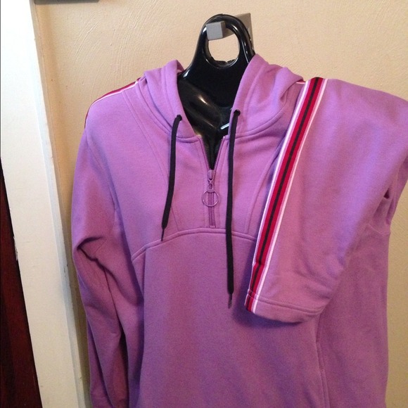 💕💕SOLD Reduced 💢DANSKIN Active Wear - Picture 2 of 2