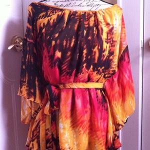 🔻SALE🔻✨NWT✨PREMISE STUDIO✨Butterfly Blouse✨M✨