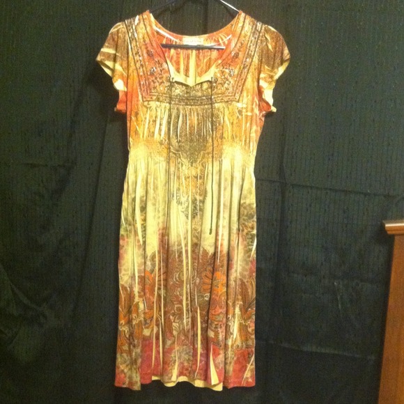 PRICE CUT!! Beautiful summer dress.