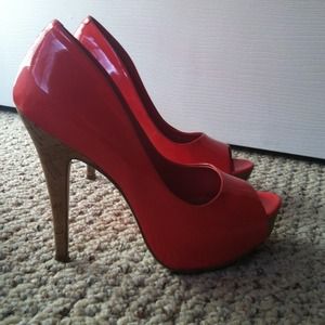 Jessica Simpson heels