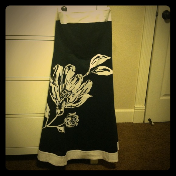•7 ITEM BUNDLE• White House Black Market Dress