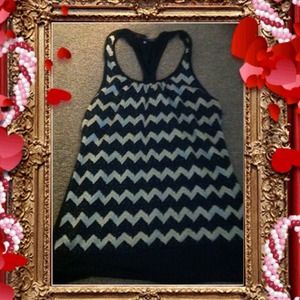 Black & Gold  Tank 💖