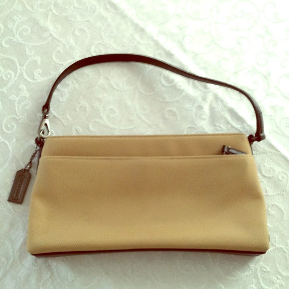 Coach Mercer Collection Small Beige Handbag - Picture 1 of 4
