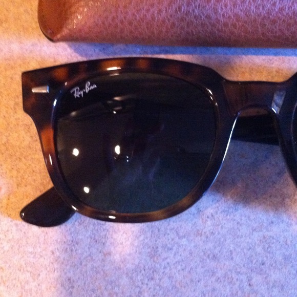 Bundle SOLD - Picture 2 of 4